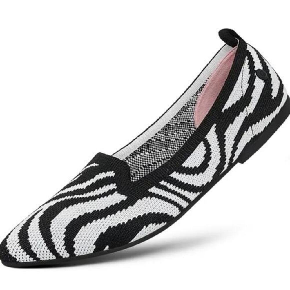 UEC GIESSWEIN ECO POINTED BLACK & WHITE ZEBRA PRINT BALLERINA FLATS 2.0 SZ 8.5